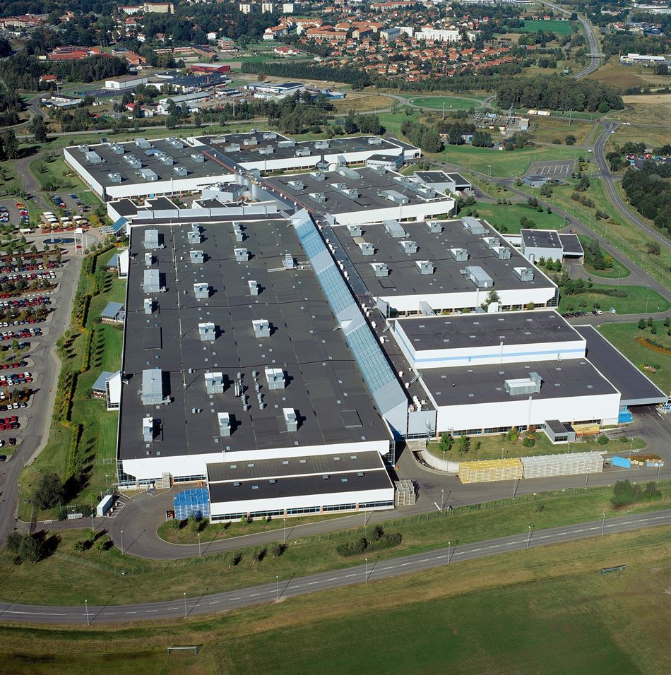 Компанія Volvo Cars вироблятиме власні електродвигуни у Швеції
