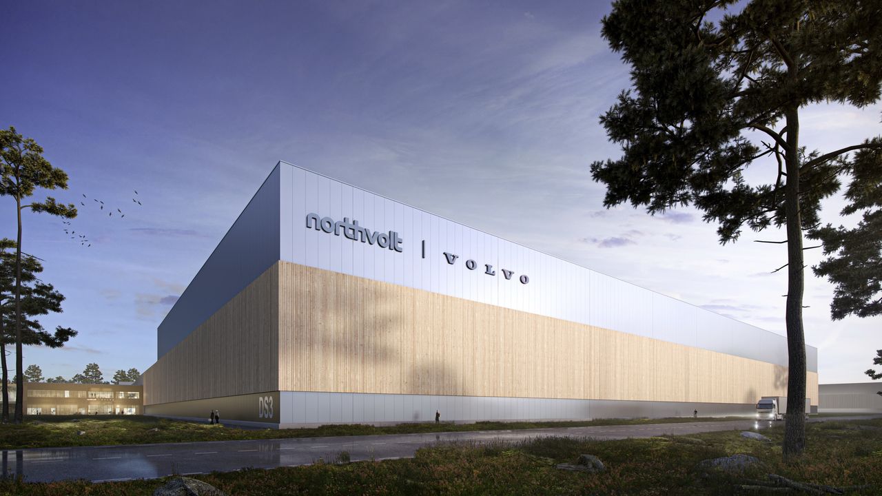 Volvo Cars і Northvolt відкривають новий завод із виробницитва акумуляторів 