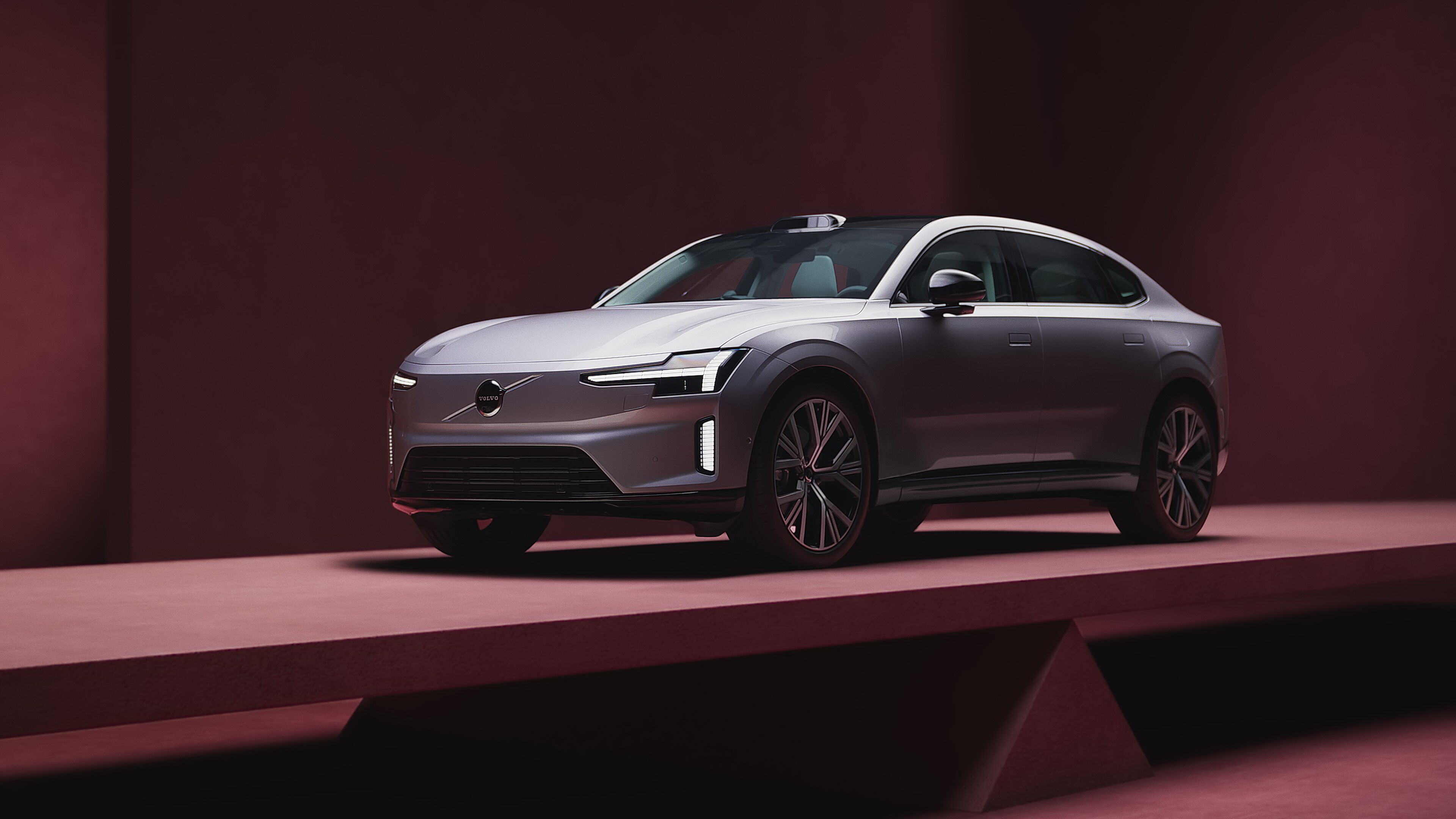 Новий електричний Volvo ES90 дебютував в Україні