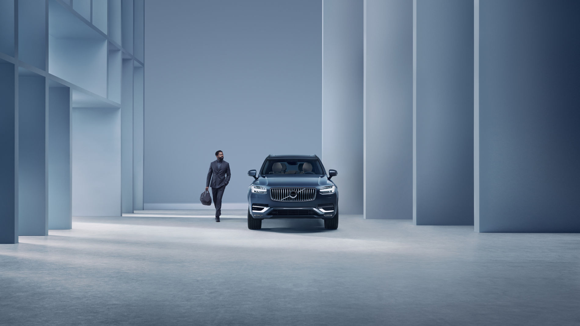 Пакетні комплектації XC90